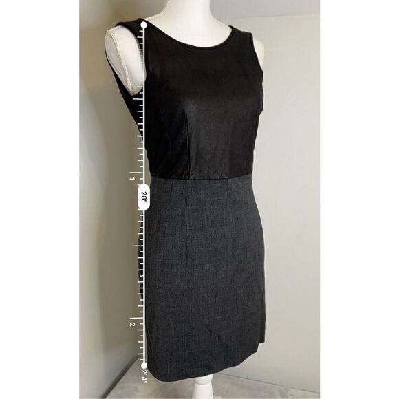 THEORY Virgin Wool Zip Back Sheath Dress Women’s 2 - Picture 3 of 9